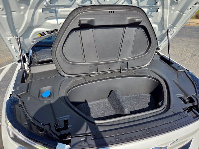Certified 2023 Volvo C40 P8 Recharge Ultimate AWD/4WD image 28