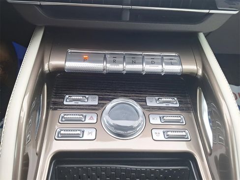 Used 2025 Lincoln Nautilus Black Label w/ Jet Appearance Package image 29