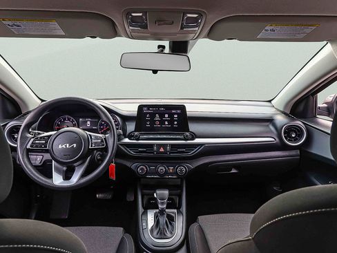 Certified 2023 Kia Forte LXS w/ LXS Technology Package FWD image 20