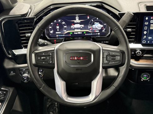 Used 2023 GMC Sierra 1500 Elevation image 16
