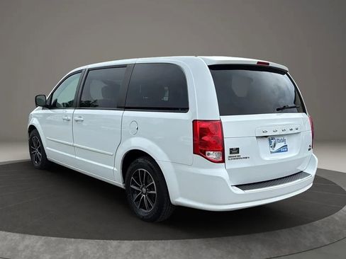 Used 2015 Dodge Grand Caravan R/T image 13