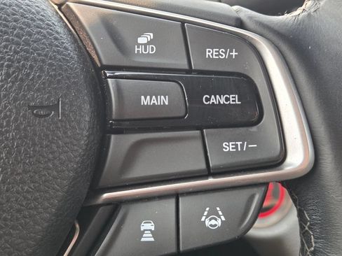 Used 2018 Honda Accord Touring image 22