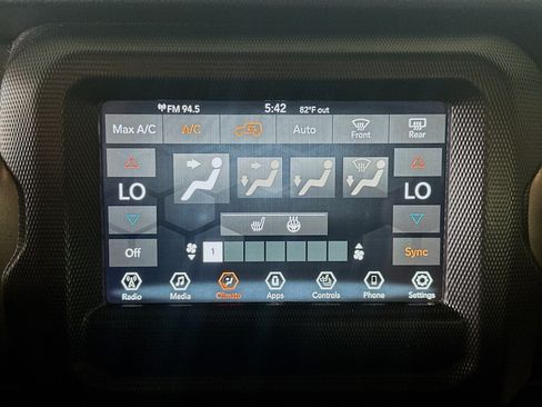 Used 2023 Jeep Wrangler Unlimited w/ Cold Weather Group AWD/4WD image 23