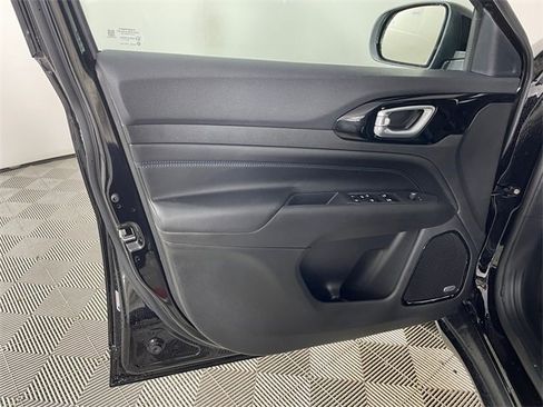 New 2026 Jeep Compass Latitude w/ Quick Order Package 29K image 15