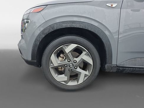 Used 2023 Hyundai Venue SEL w/ Cargo Package FWD image 14