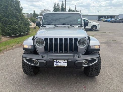 Used 2019 Jeep Wrangler Unlimited Sahara image 9