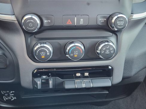 Used 2024 RAM 2500 Big Horn image 20