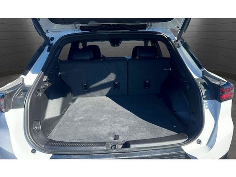 Used 2024 Chevrolet Equinox EV LT image 30