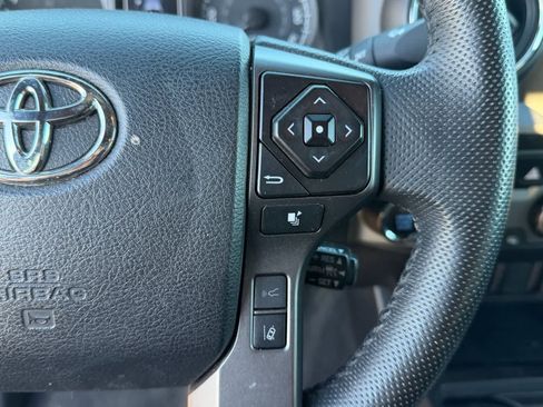 Used 2023 Toyota Tacoma TRD Off-Road image 19