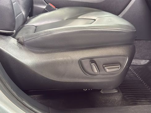 Certified 2023 Toyota Highlander XLE image 21