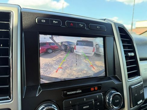 Used 2021 Ford F250 Lariat w/ Lariat Value Package AWD/4WD image 34