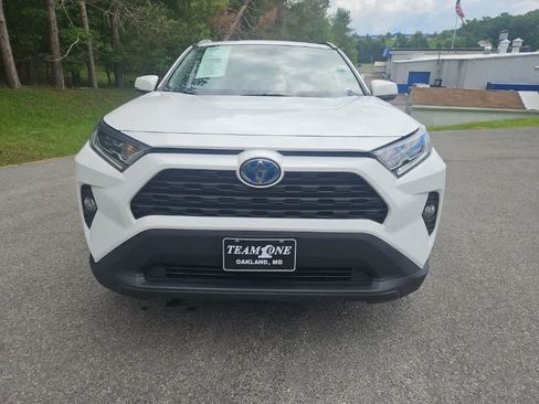Used 2021 Toyota RAV4 XLE w/ Convenience Package AWD/4WD image 8