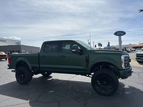 New 2026 Ford F250 Lariat w/ Black Appearance Package AWD/4WD image 7