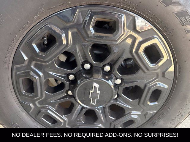 Used 2024 Chevrolet Silverado 2500 LT w/ Z71 Sport Edition AWD/4WD image 26
