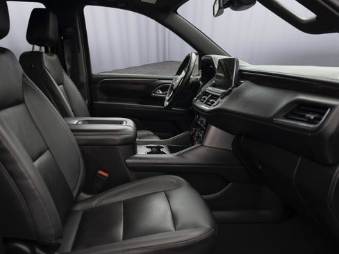 Used 2023 Chevrolet Suburban Z71 w/ Max Trailering Package image 19