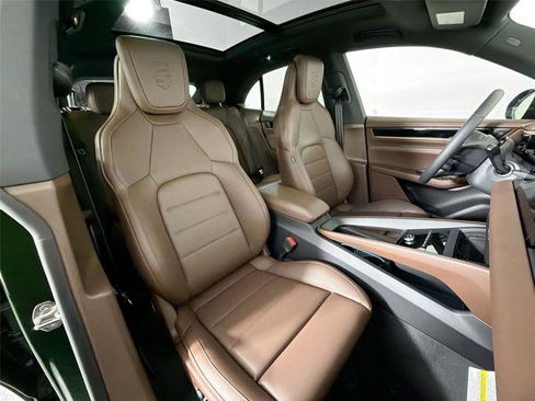 Certified 2026 Porsche Macan Electric RWD image 26