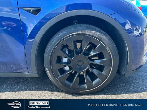 Used 2021 Tesla Model Y Long Range AWD/4WD image 12