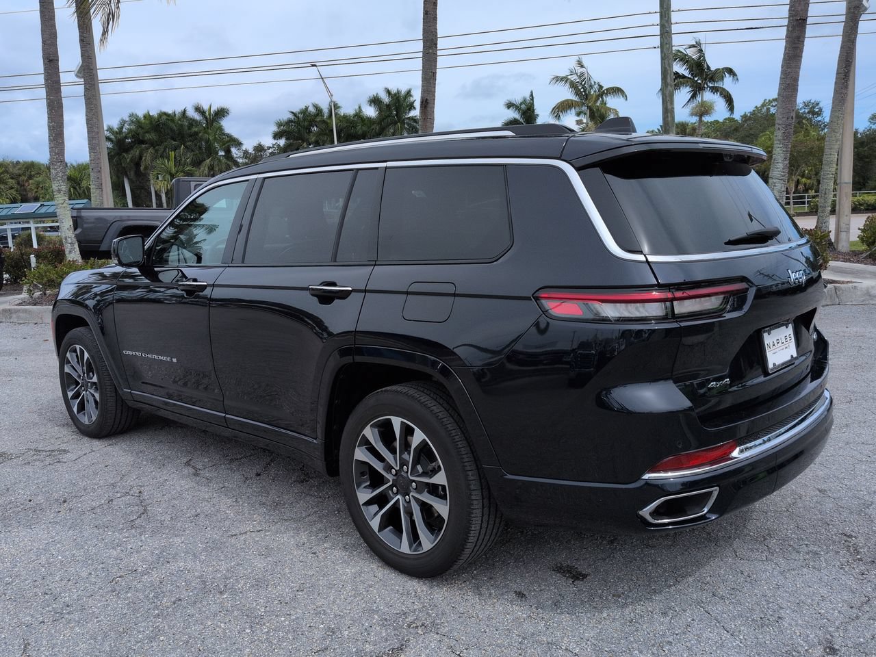 Used 2023 Jeep Grand Cherokee L Overland w/ Luxury Tech Group IV AWD/4WD image 7