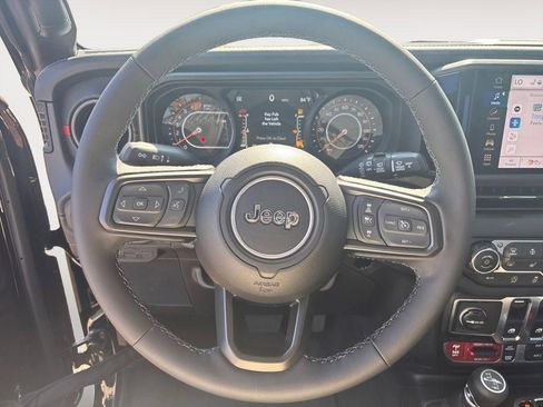 New 2025 Jeep Wrangler Rubicon w/ Convenience Group image 15