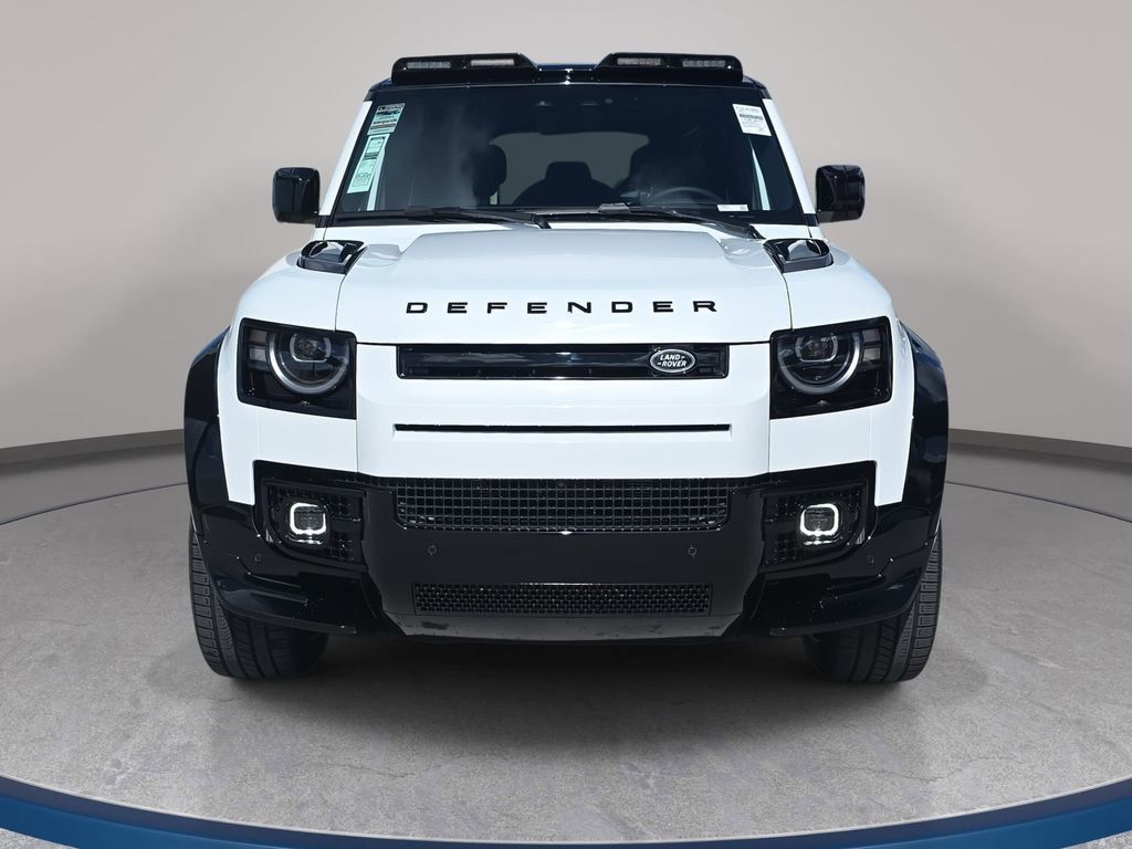 New 2026 Land Rover Defender 110 V8 AWD/4WD image 2