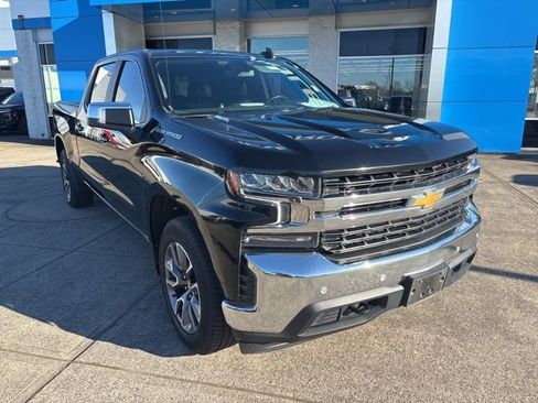 Used 2021 Chevrolet Silverado 1500 LT w/ All Star Edition Plus image 2