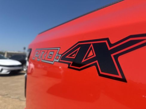 Certified 2025 Nissan Frontier PRO-4X image 33