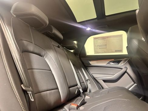 New 2026 Jaguar F-PACE R-Dynamic S image 24