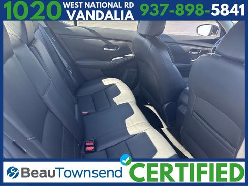 Used 2023 Nissan Sentra SR w/ SR Premium Package image 15