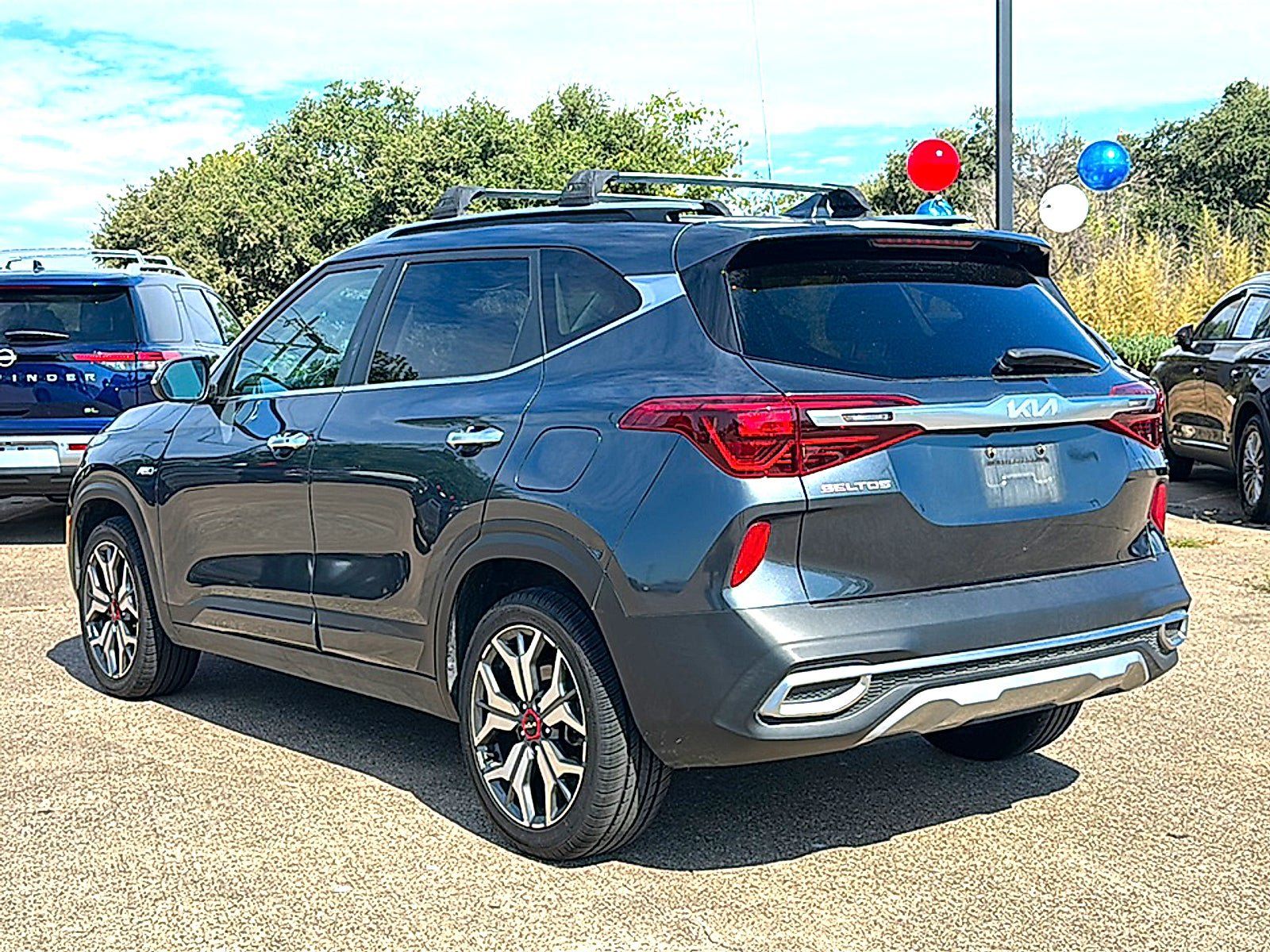 Used 2023 Kia Seltos SX AWD/4WD image 6