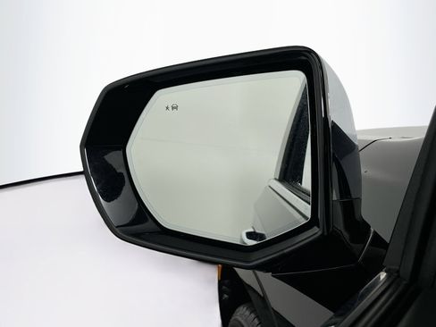 Used 2024 Chevrolet Tahoe Premier image 16