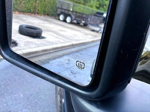 Used 2021 Jeep Wrangler Unlimited Sahara AWD/4WD image 28