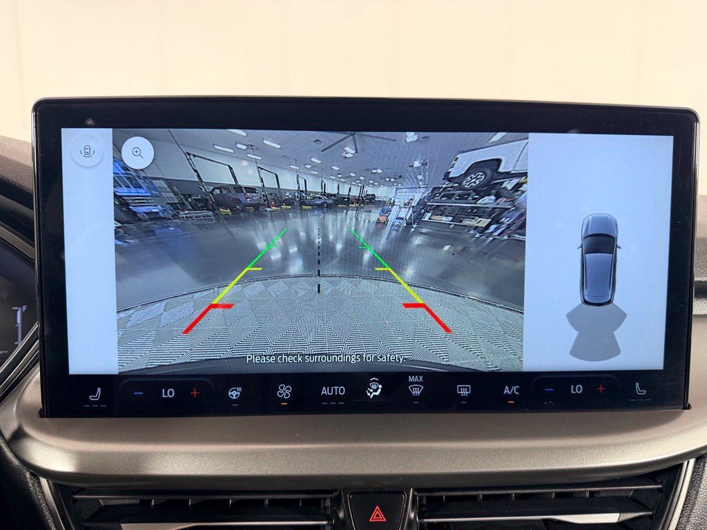 Used 2025 Ford Escape SE FWD image 31