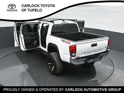 Used 2018 Toyota Tacoma TRD Off-Road AWD/4WD image 71