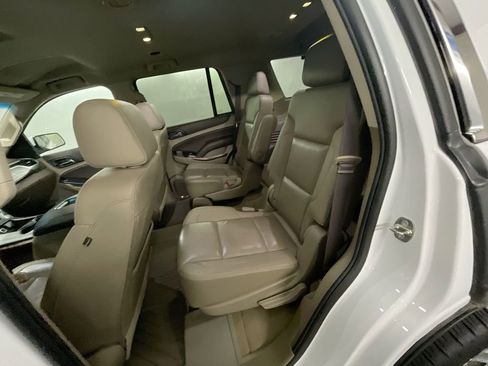 Used 2019 Chevrolet Tahoe LT w/ LT Signature Package image 24