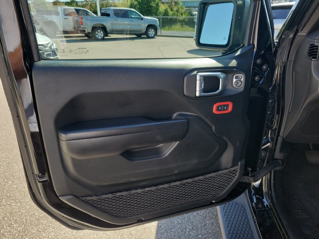 Used 2021 Jeep Wrangler Unlimited Sport AWD/4WD image 12