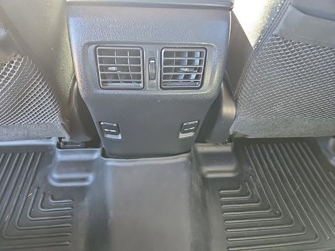 Used 2017 Toyota 4Runner SR5 image 18