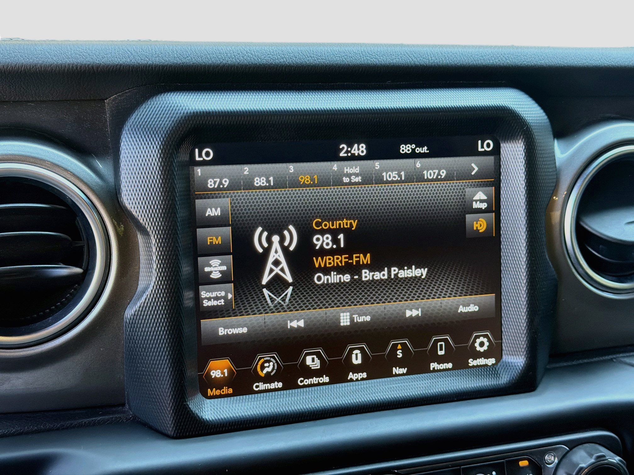 Used 2021 Jeep Wrangler Unlimited Sahara AWD/4WD image 12