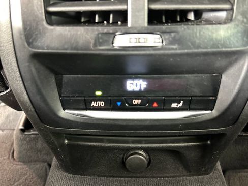 Used 2019 BMW X3 sDrive30i w/ Driving Assistance Package RWD image 18