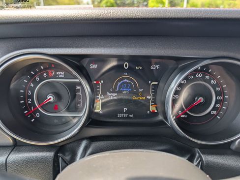 Used 2022 Jeep Gladiator Mojave w/ LED Lighting Group AWD/4WD image 26