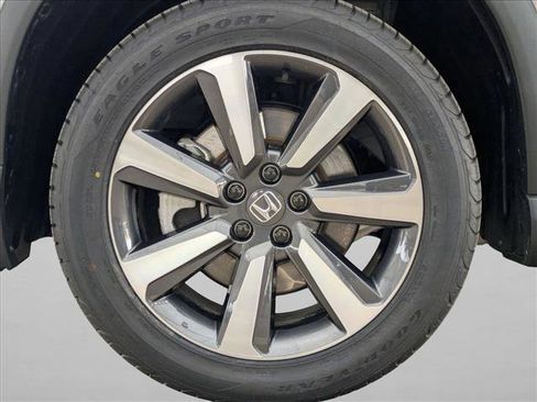 Used 2024 Honda Pilot Touring image 25