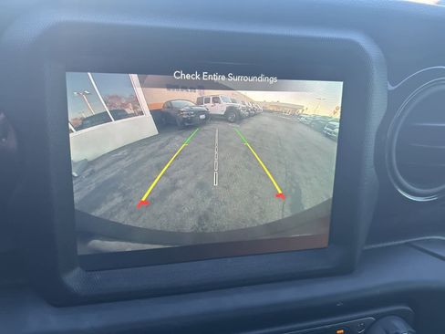 Used 2021 Jeep Wrangler Unlimited Sport image 42