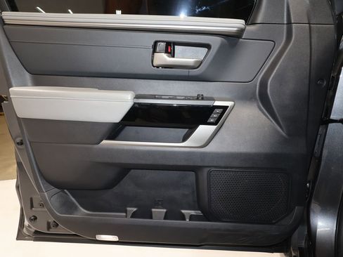 Used 2023 Toyota Tundra Limited image 21