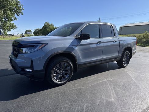 New 2026 Honda Ridgeline Sport image 2