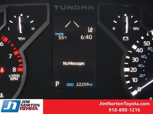 Used 2022 Toyota Tundra SR5 w/ SR5 Convenience Package AWD/4WD image 18