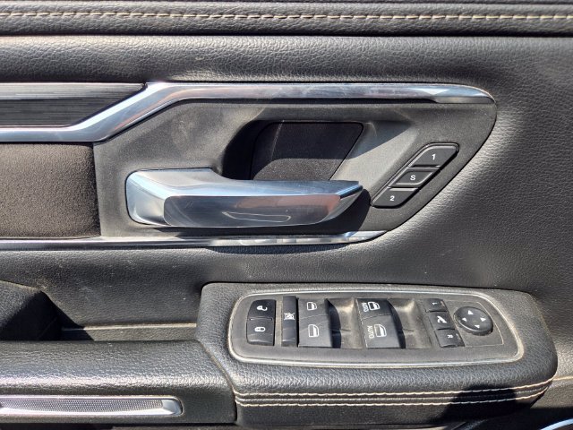 Used 2024 RAM 1500 Laramie AWD/4WD image 26