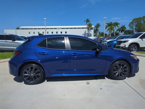 Used 2026 Toyota Corolla XSE FWD image 4