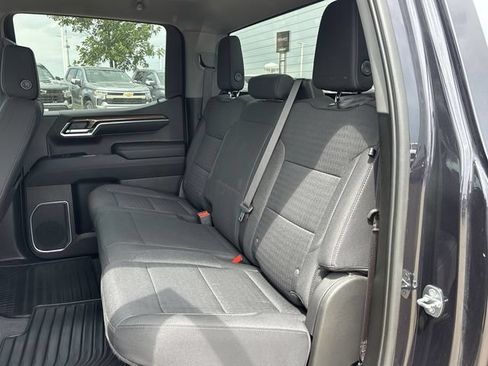 Used 2023 Chevrolet Silverado 1500 LT AWD/4WD image 23