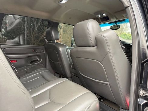 Used 2007 GMC Sierra 2500 SLT w/ Heavy-Duty Power Package image 21