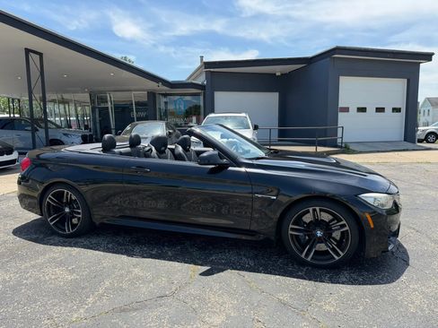 Used 2015 BMW M4 Convertible RWD image 8