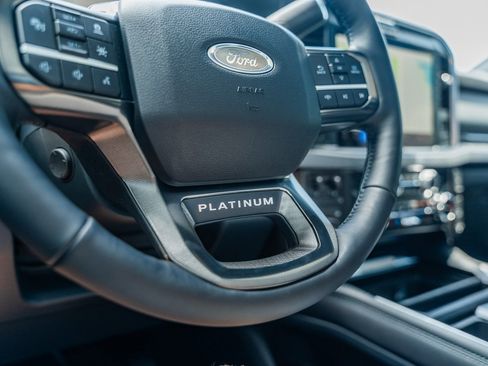 Used 2025 Ford F350 Platinum AWD/4WD image 27